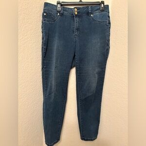 Iman Women’s Preloved Jeans Ankle Length Size 12